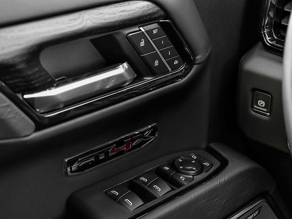 2025 GMC Sierra 1500 in Joliette, Quebec - 13 - w1024h768px