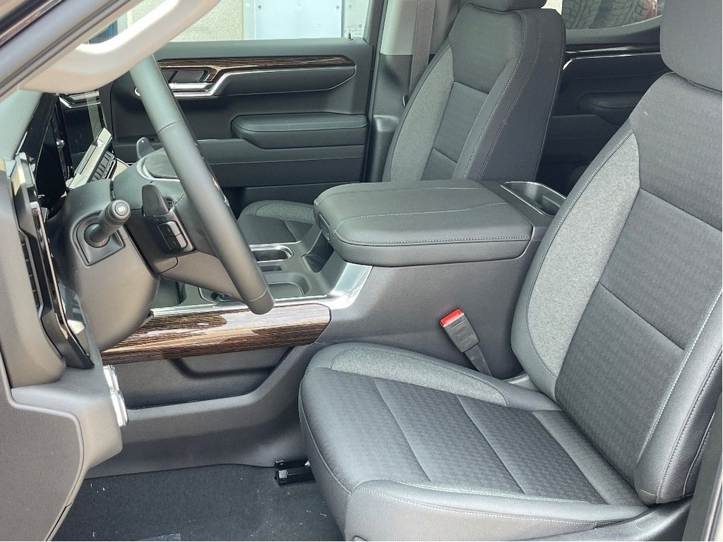 2025 GMC Sierra 1500 in Joliette, Quebec - 9 - w1024h768px
