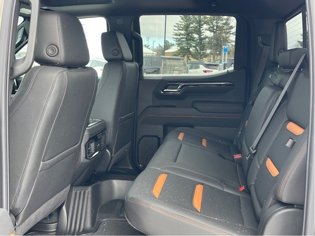 2026 GMC Sierra 1500 in Joliette, Quebec - 11 - w1024h768px