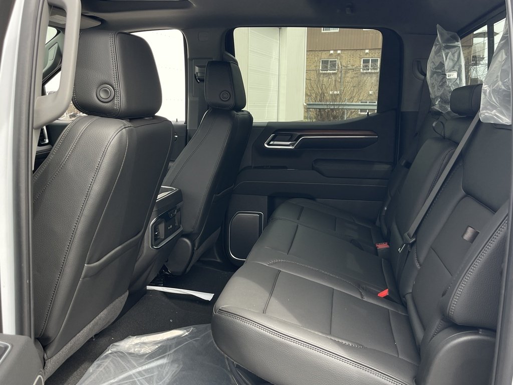 2026 GMC Sierra 1500 in Joliette, Quebec - 10 - w1024h768px