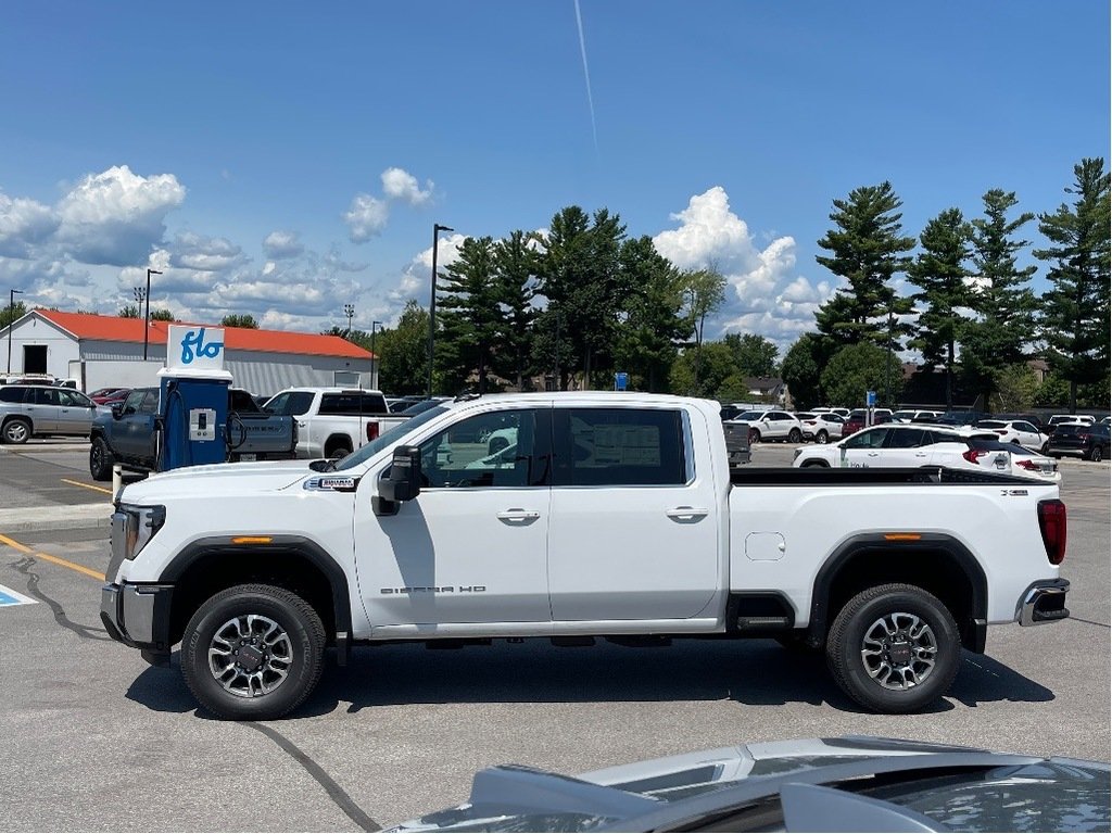 2024 GMC Sierra 2500 HD in Joliette, Quebec - 3 - w1024h768px