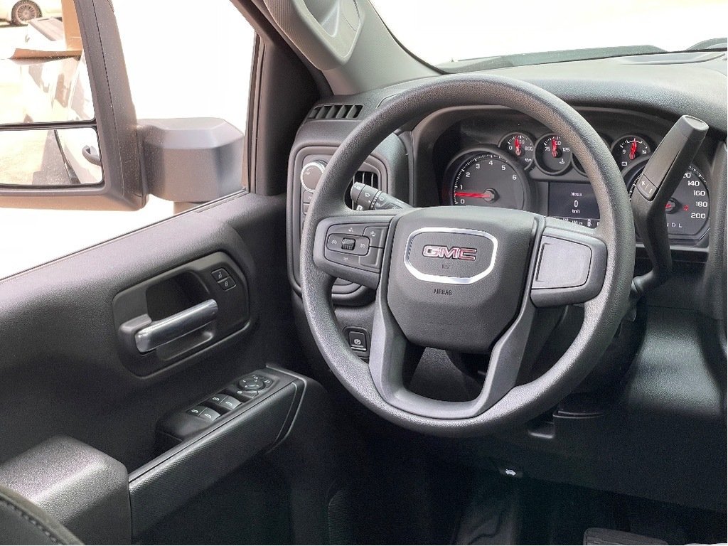 2025 GMC Sierra 2500 HD in Joliette, Quebec - 13 - w1024h768px