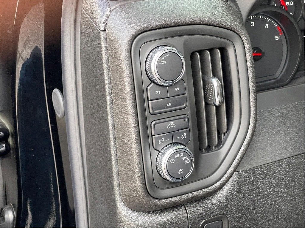 GMC Sierra 2500 HD  2025 à Joliette, Québec - 13 - w1024h768px