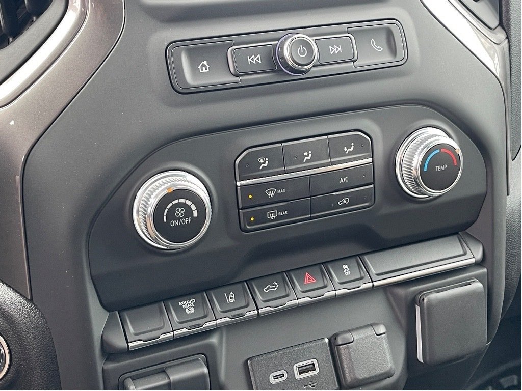 GMC Sierra 2500 HD  2025 à Joliette, Québec - 17 - w1024h768px