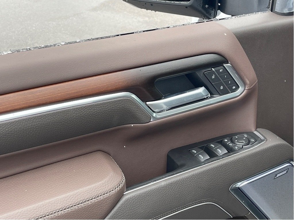 2026 GMC Sierra 2500 HD in Joliette, Quebec - 13 - w1024h768px