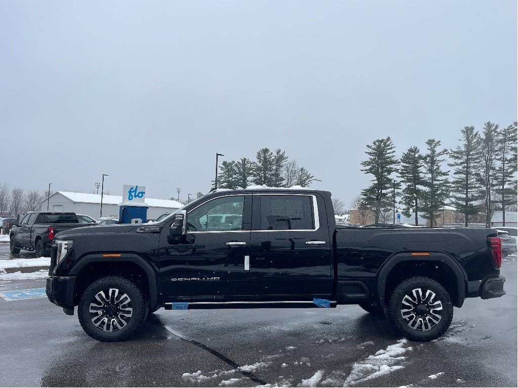 2026 GMC Sierra 2500 HD in Joliette, Quebec - 3 - w1024h768px