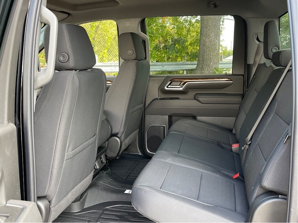 2025 GMC Sierra 2500HD in Joliette, Quebec - 10 - w1024h768px