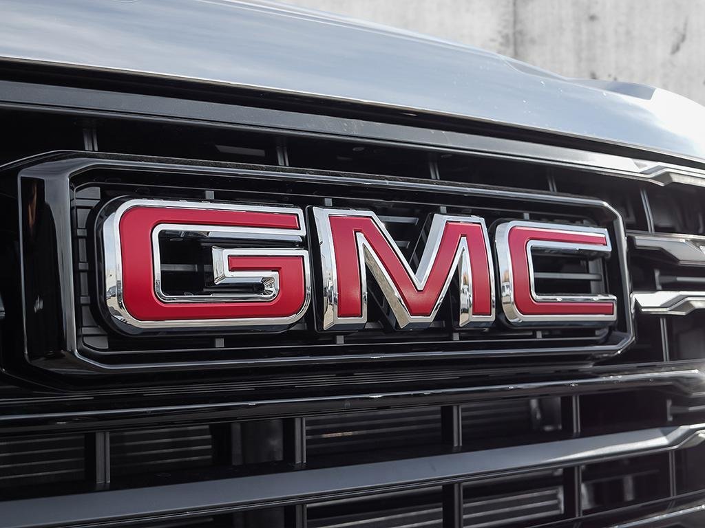 2025 GMC Sierra 3500 HD in Joliette, Quebec - 8 - w1024h768px