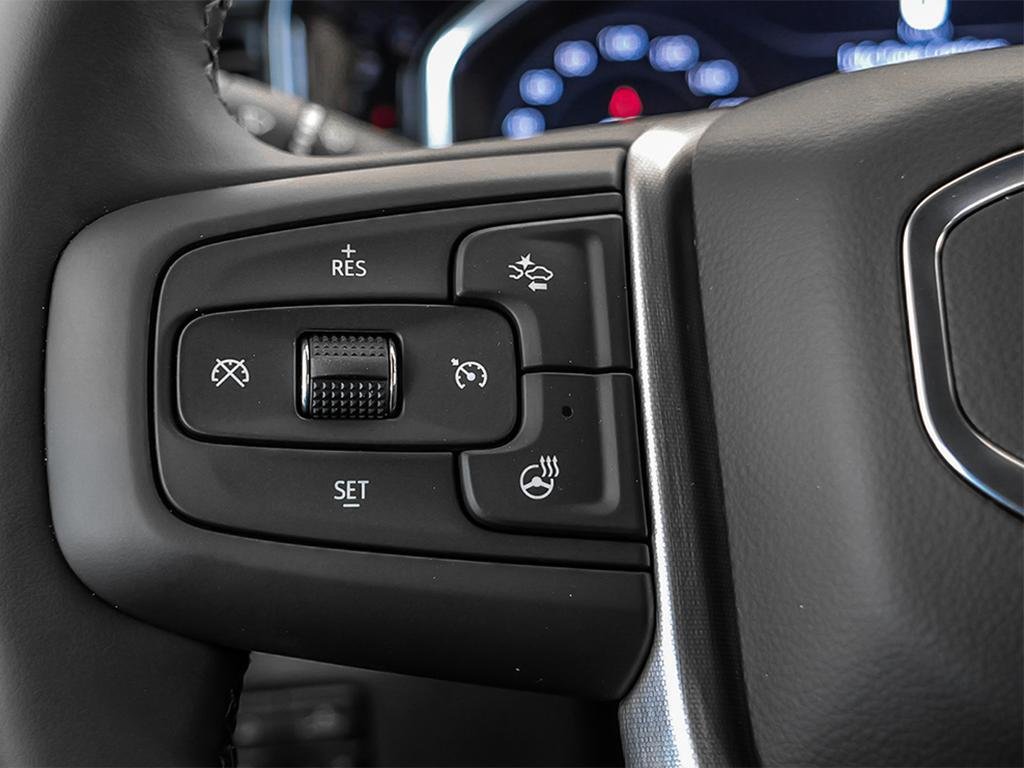 2025 GMC Sierra 3500 HD in Joliette, Quebec - 14 - w1024h768px