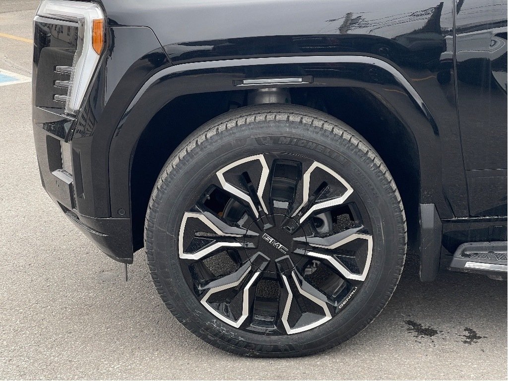 2025 GMC Sierra EV in Joliette, Quebec - 7 - w1024h768px