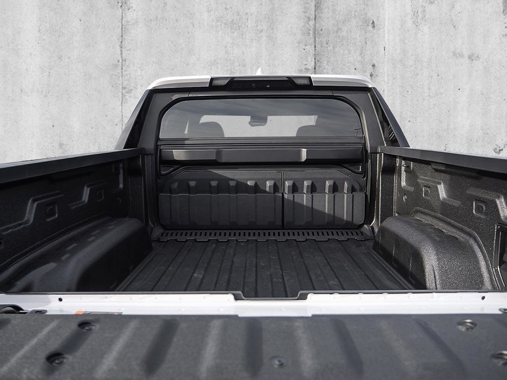 2025 GMC Sierra EV in Joliette, Quebec - 7 - w1024h768px