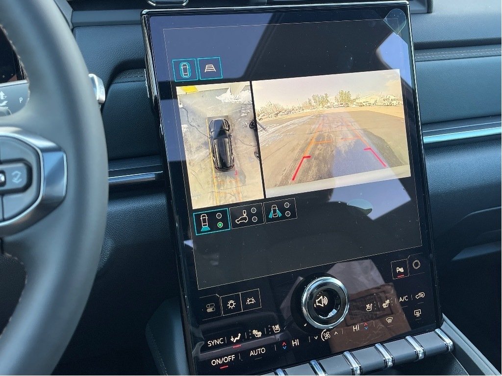 2026 GMC Terrain in Joliette, Quebec - 17 - w1024h768px