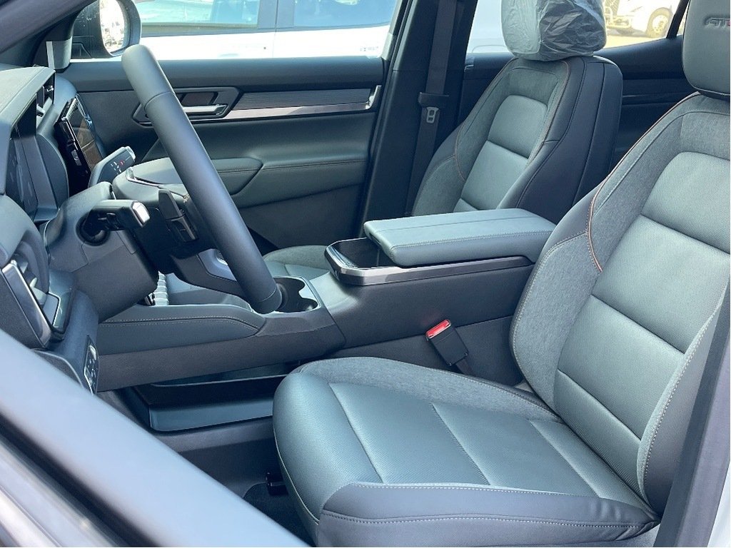 2026 GMC Terrain in Joliette, Quebec - 10 - w1024h768px