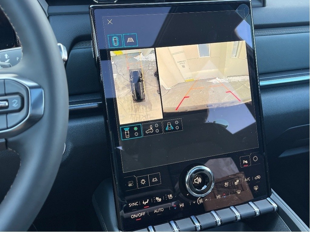 2026 GMC Terrain in Joliette, Quebec - 18 - w1024h768px