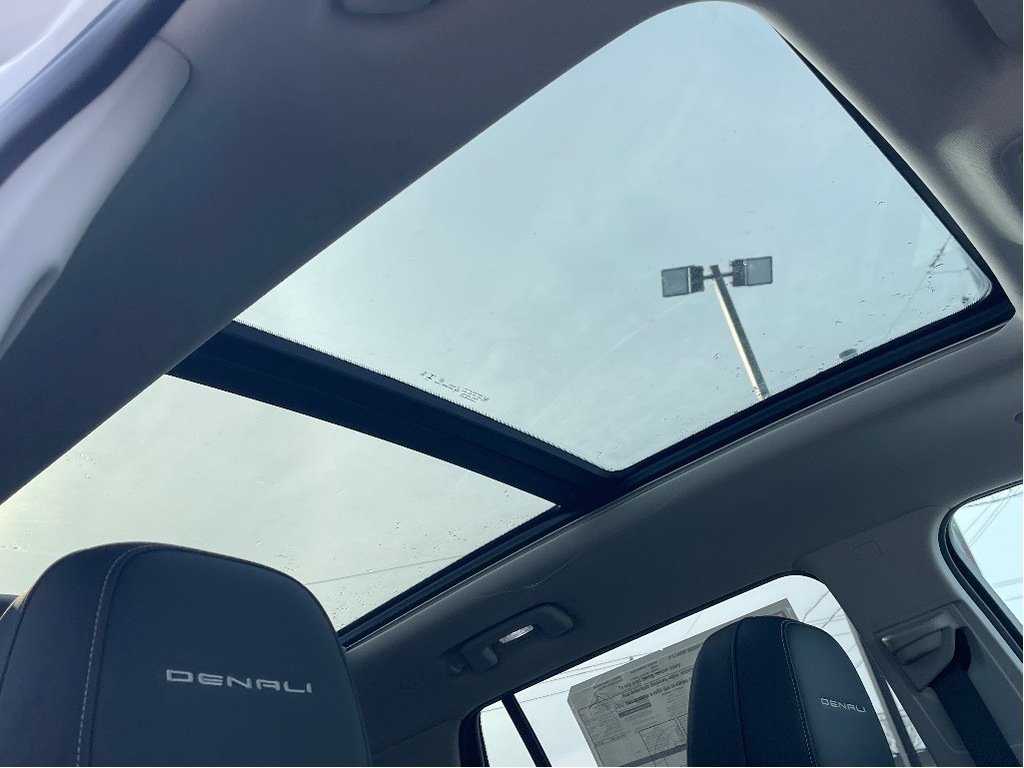 GMC Terrain  2026 à Joliette, Québec - 7 - w1024h768px