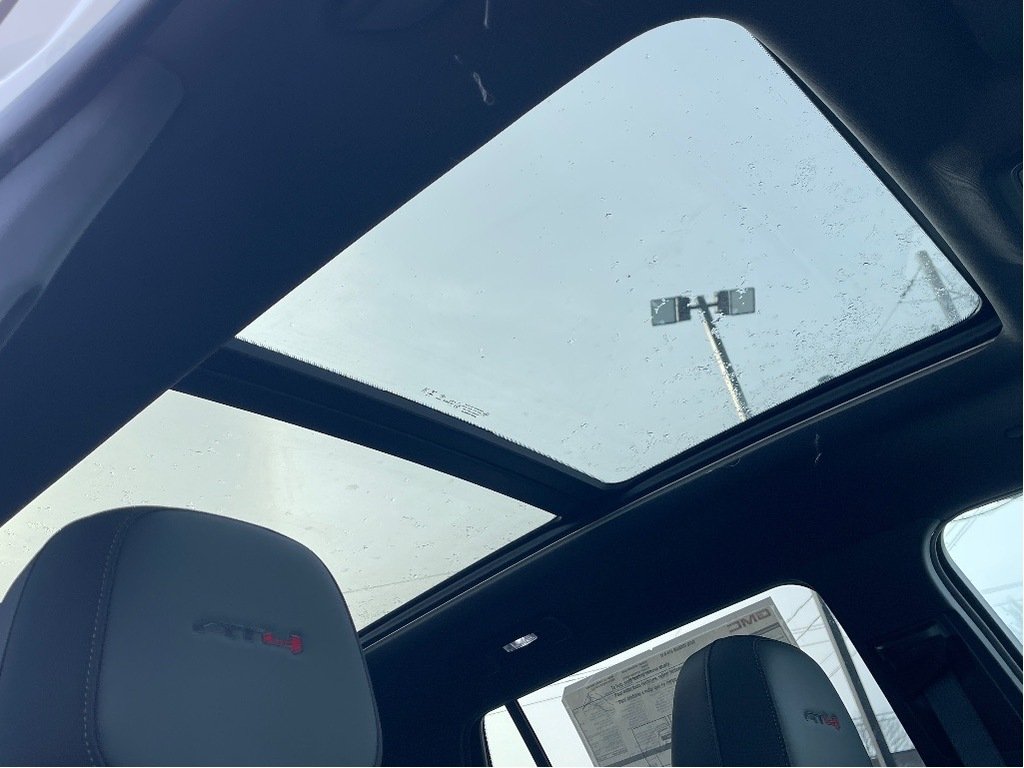 GMC Terrain  2026 à Joliette, Québec - 7 - w1024h768px