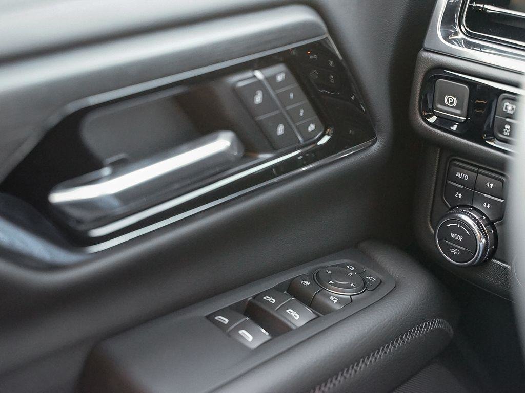 GMC Yukon XL  2026 à Joliette, Québec - 16 - w1024h768px