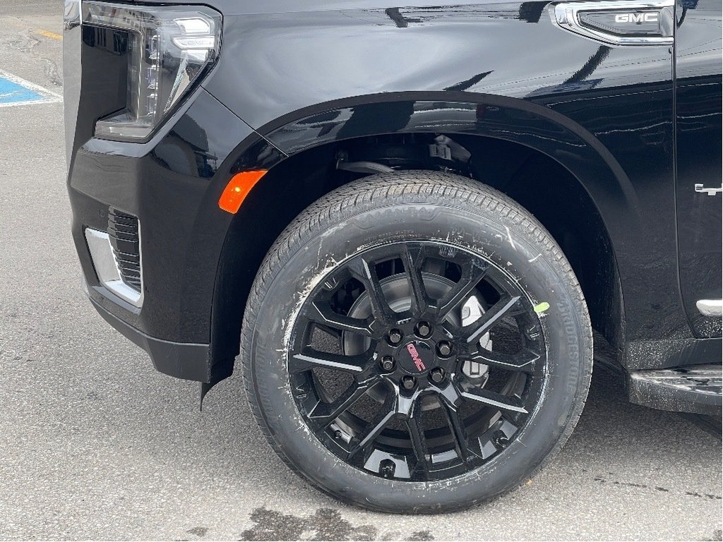 2024 GMC Yukon in Joliette, Quebec - 7 - w1024h768px