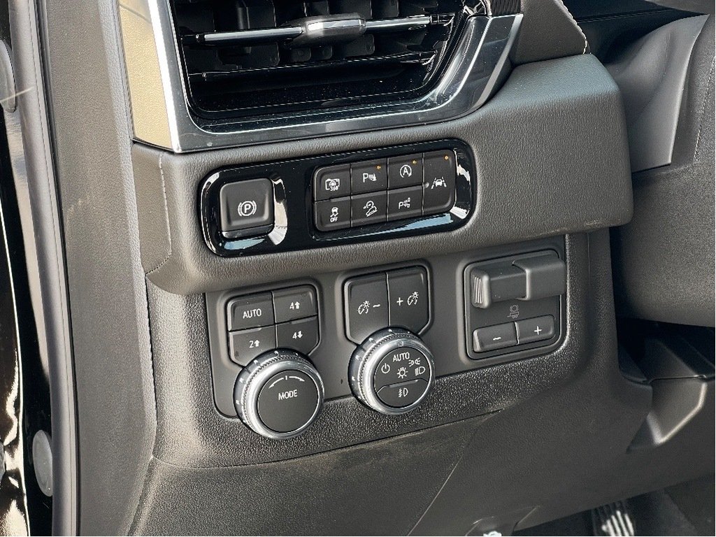 2026 GMC Yukon in Joliette, Quebec - 16 - w1024h768px