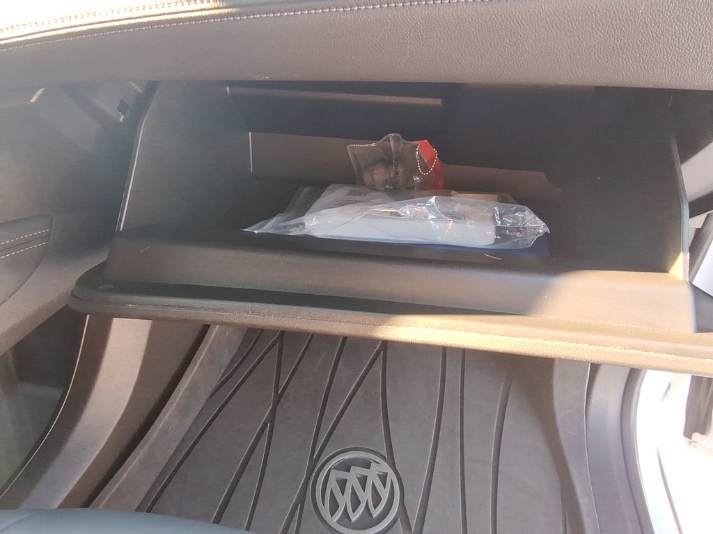 2024 Buick ENCLAVE ESSENCE | Cam | USB | Warranty to 2030 in Saint John, New Brunswick - 43 - w1024h768px