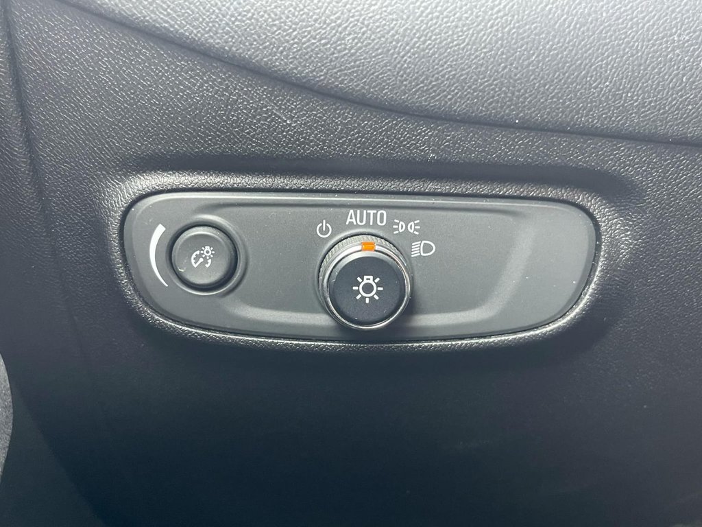 2018 Chevrolet Equinox in Antigonish, Nova Scotia - 18 - w1024h768px
