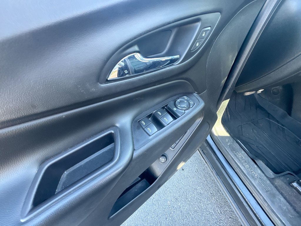 2020 Chevrolet Equinox LT | Leather | Cam | USB | Htd Seats in Saint John, New Brunswick - 15 - w1024h768px