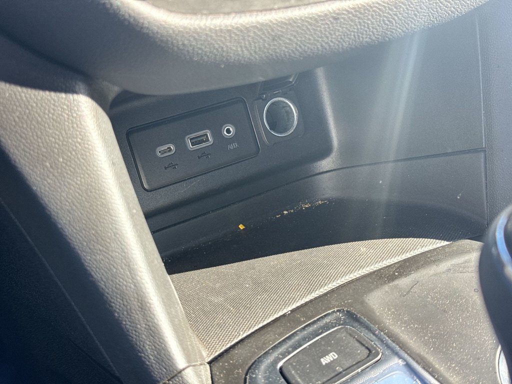 2020 Chevrolet Equinox LT | Leather | Cam | USB | Htd Seats in Saint John, New Brunswick - 28 - w1024h768px
