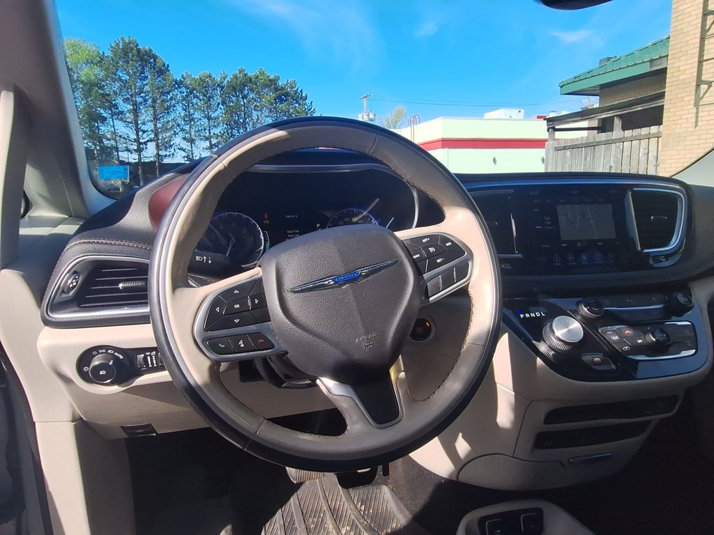 Chrysler Pacifica Limited | DVD | Roof | Nav | Cam | USB 2019 à Saint John, Nouveau-Brunswick - 12 - w1024h768px