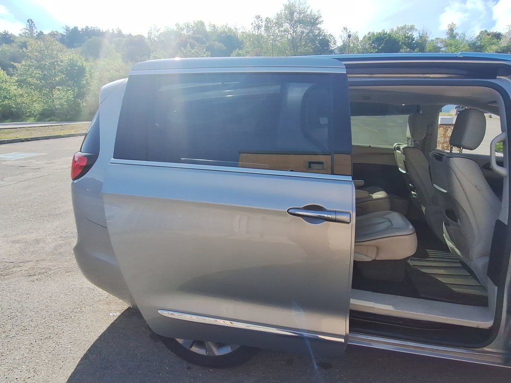 Chrysler Pacifica Limited | DVD | Roof | Nav | Cam | USB 2019 à Saint John, Nouveau-Brunswick - 41 - w1024h768px