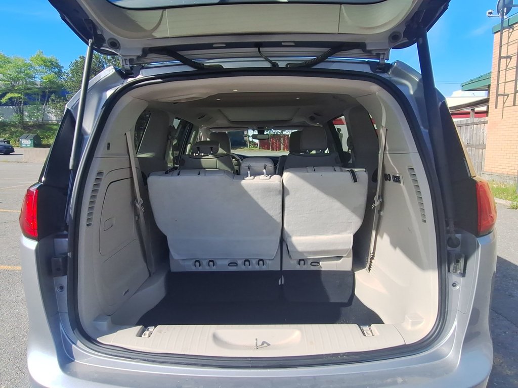 Chrysler Pacifica Limited | DVD | Roof | Nav | Cam | USB 2019 à Saint John, Nouveau-Brunswick - 36 - w1024h768px