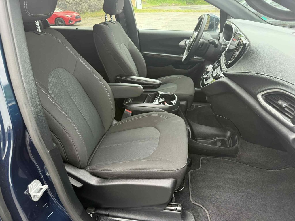 2022 Chrysler Pacifica in Antigonish, Nova Scotia - 16 - w1024h768px