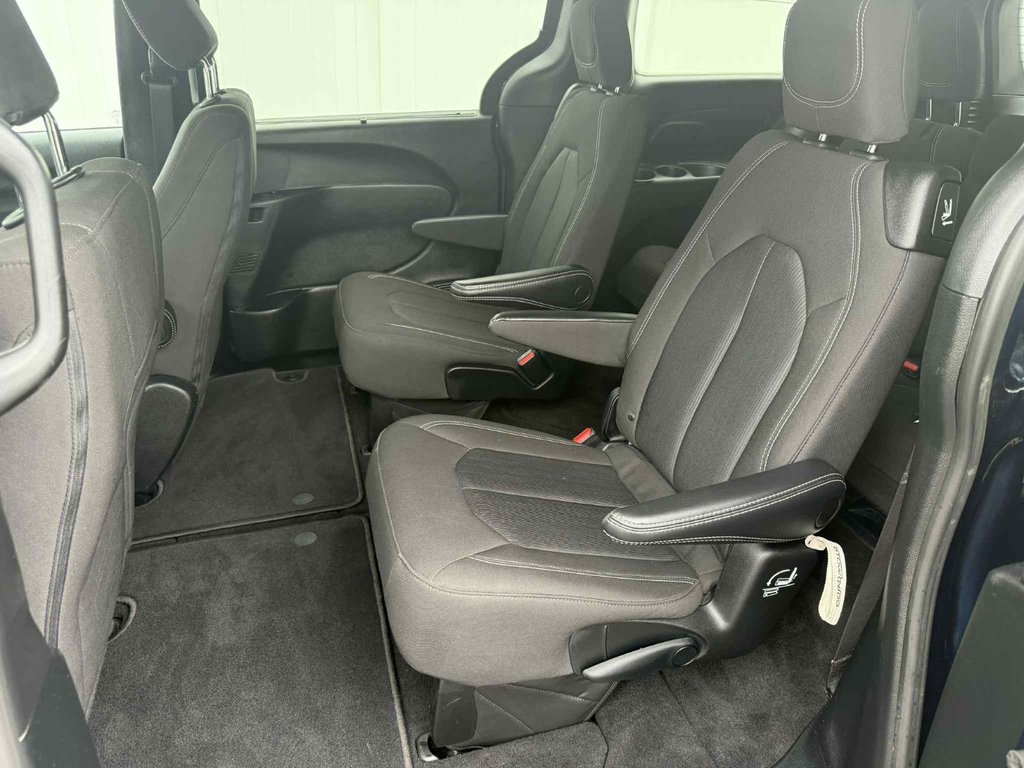 2022 Chrysler Pacifica in Antigonish, Nova Scotia - 11 - w1024h768px