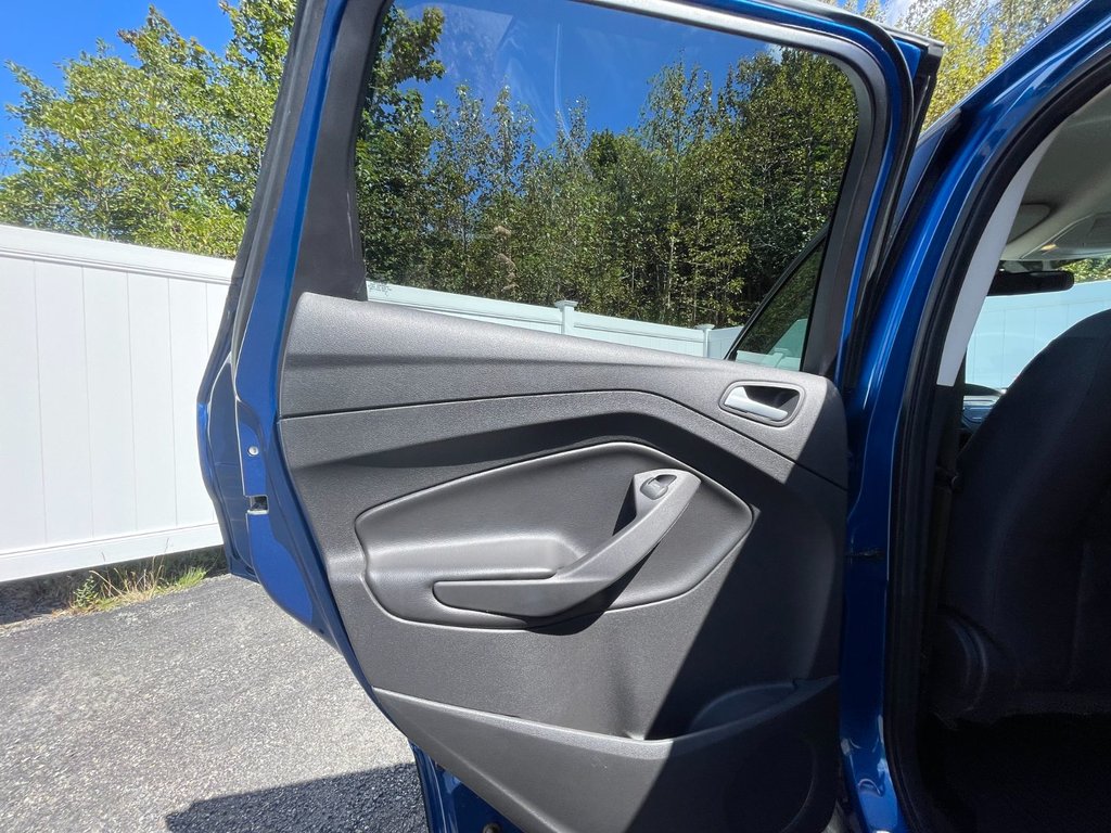 2017 Ford Escape SE | CAM | USB | HtdSeat in Saint John, New Brunswick - 27 - w1024h768px
