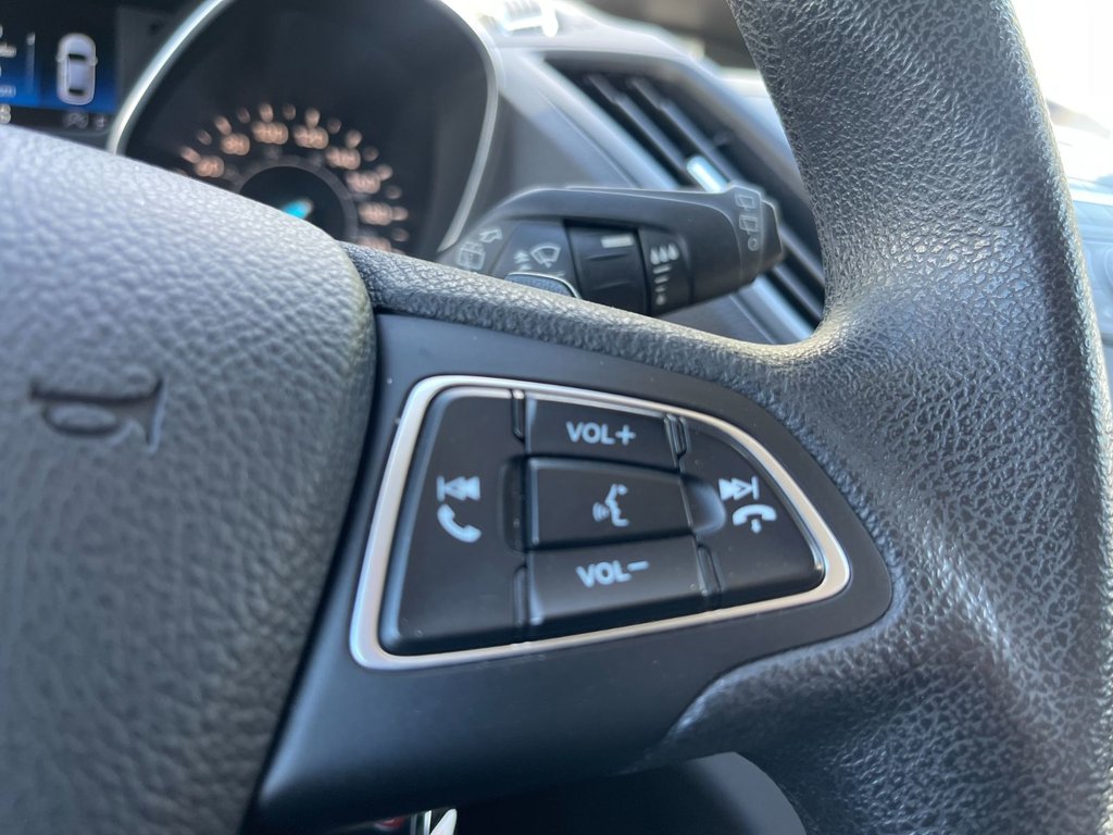 2017 Ford Escape SE | CAM | USB | HtdSeat in Saint John, New Brunswick - 17 - w1024h768px