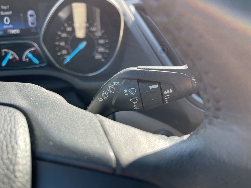 2019 Ford Escape SEL | Leather | Cam | USB | Htd Seats | in Saint John, New Brunswick - 18 - w1024h768px