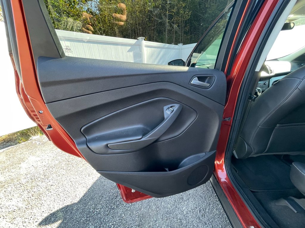 2019 Ford Escape SEL | Leather | Cam | USB | Htd Seats | in Saint John, New Brunswick - 32 - w1024h768px