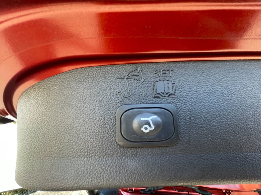 2019 Ford Escape SEL | Leather | Cam | USB | Htd Seats | in Saint John, New Brunswick - 36 - w1024h768px