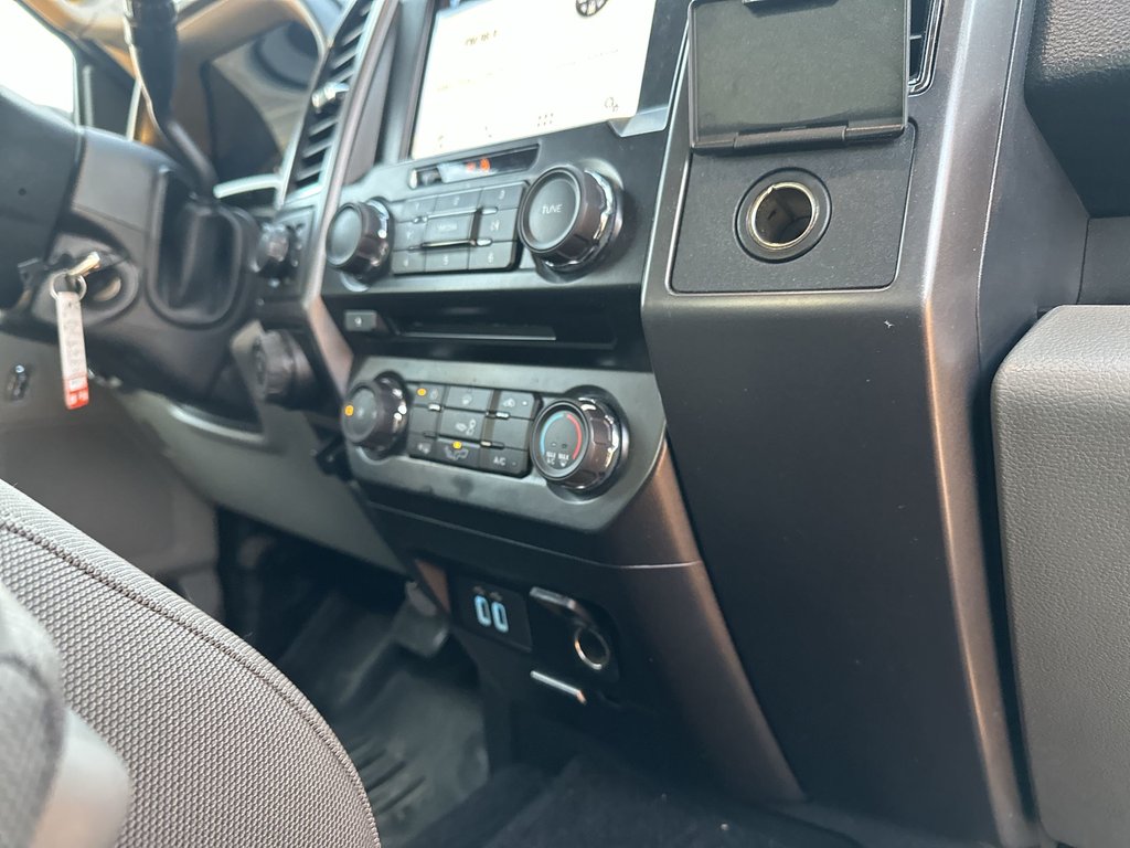 2017 Ford F-150 in Antigonish, Nova Scotia - 44 - w1024h768px