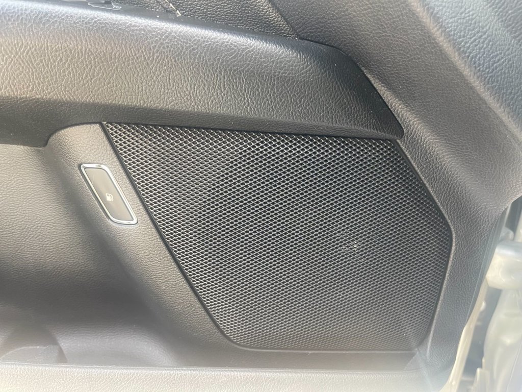 2020 Ford FUSION HYBRID Titanium | Leather | Roof | Nav | Warranty  2028 in Saint John, New Brunswick - 17 - w1024h768px