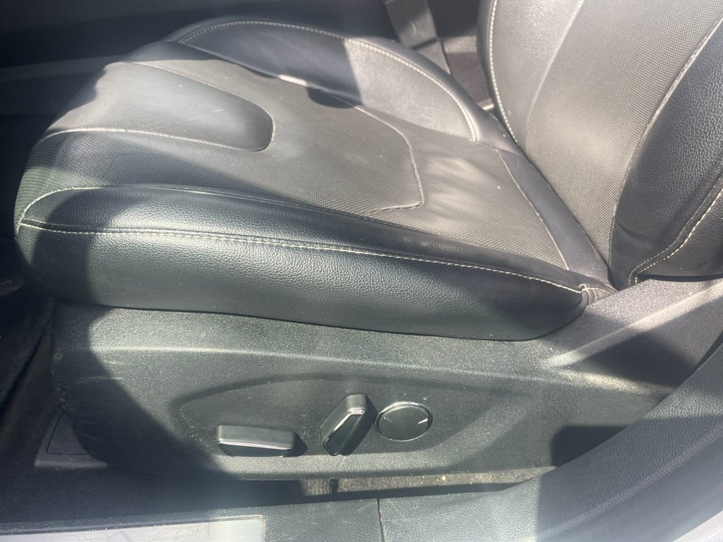 2020 Ford FUSION HYBRID Titanium | Leather | Roof | Nav | Warranty  2028 in Saint John, New Brunswick - 9 - w1024h768px