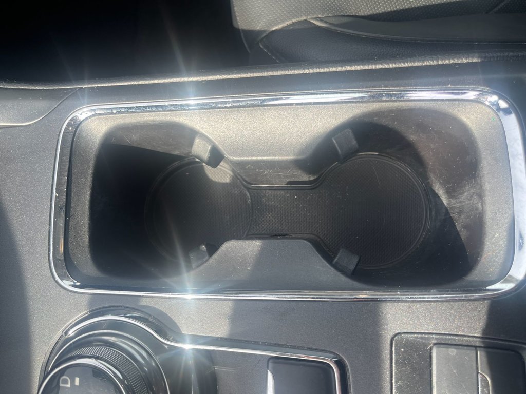 2020 Ford FUSION HYBRID Titanium | Leather | Roof | Nav | Warranty  2028 in Saint John, New Brunswick - 37 - w1024h768px