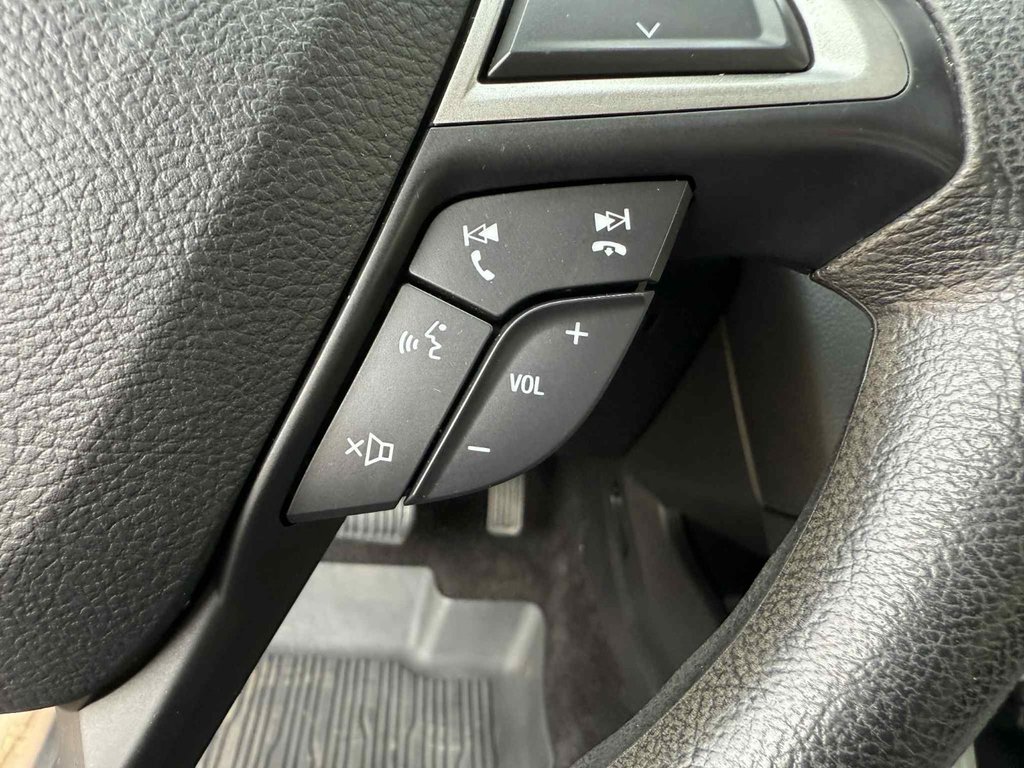 2020 Ford Fusion in Antigonish, Nova Scotia - 23 - w1024h768px