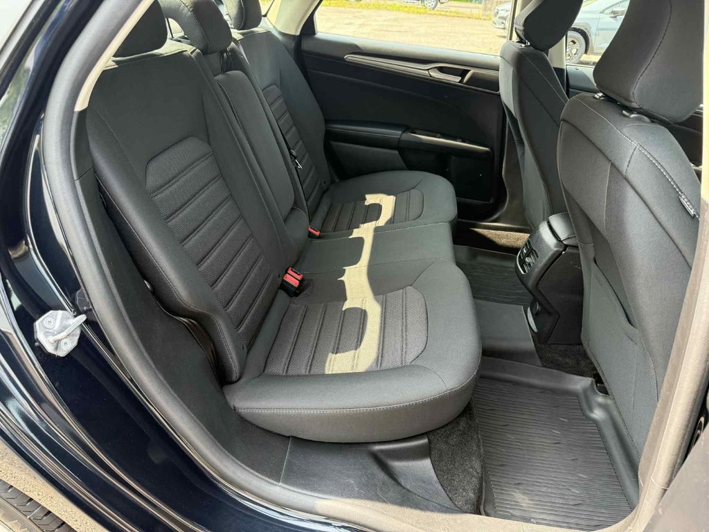 2020 Ford Fusion in Antigonish, Nova Scotia - 13 - w1024h768px