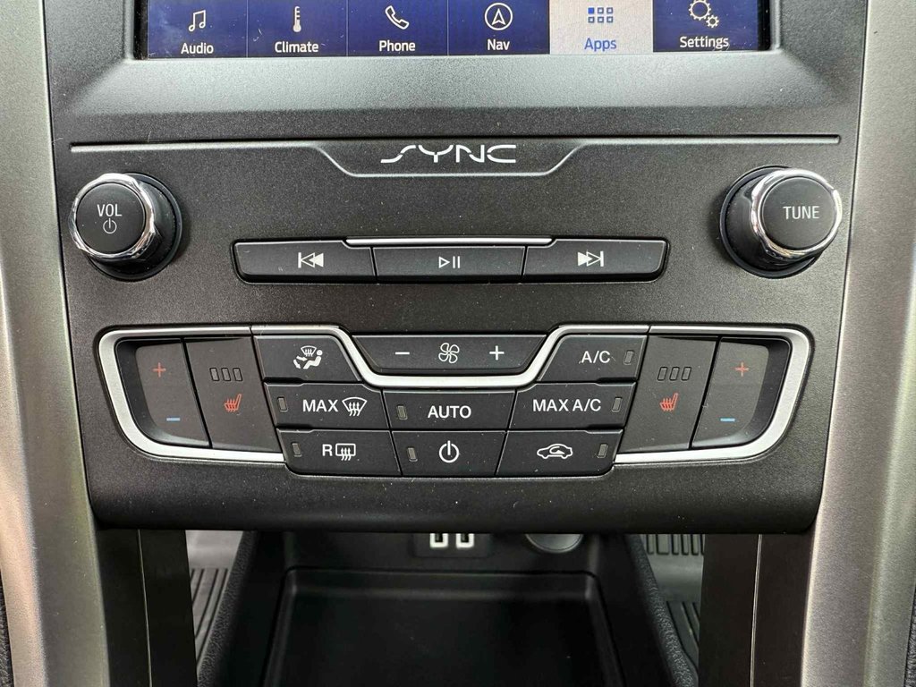 2020 Ford Fusion in Antigonish, Nova Scotia - 33 - w1024h768px