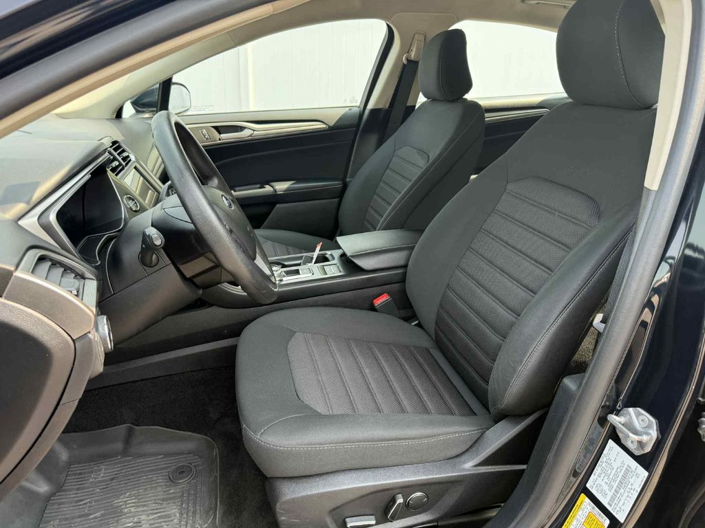 2020 Ford Fusion in Antigonish, Nova Scotia - 10 - w1024h768px