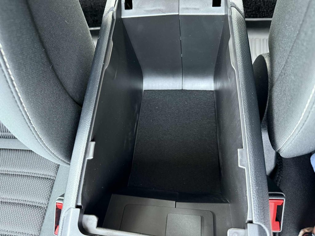 2020 Ford Fusion in Antigonish, Nova Scotia - 38 - w1024h768px