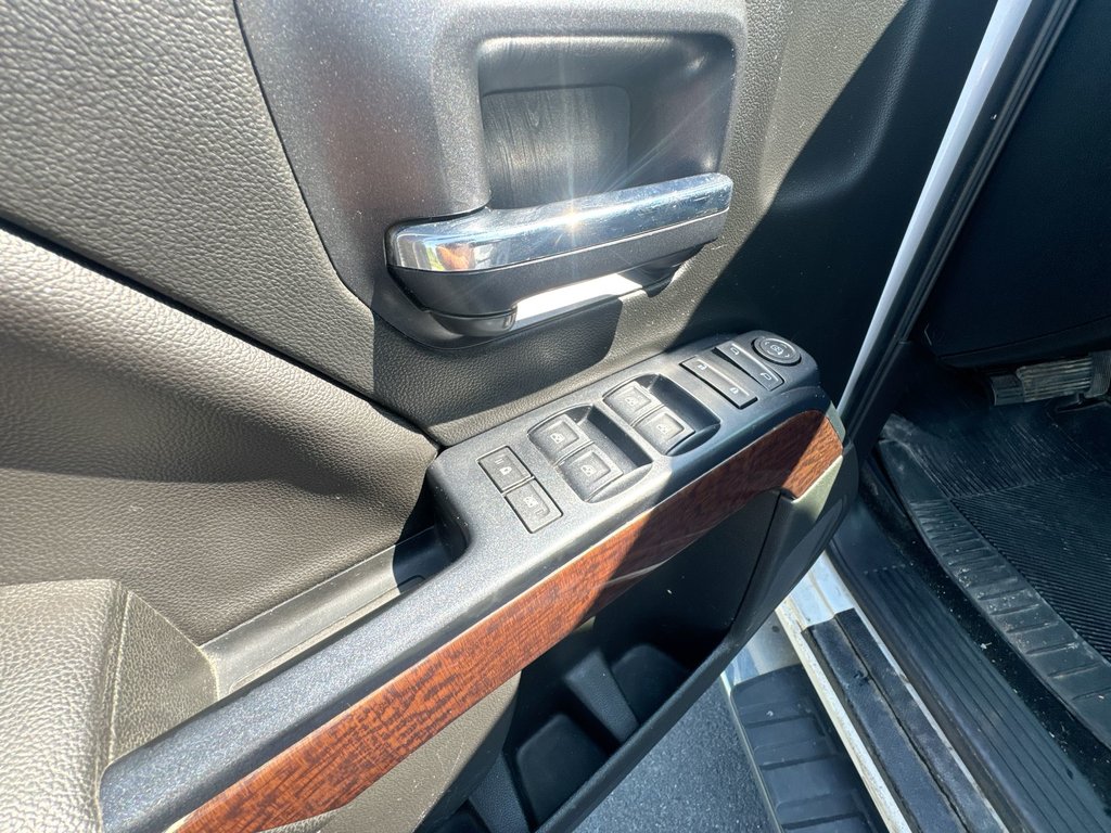 2018 GMC Sierra 1500 Crew Elevation 4WD SLE | Cam | USB | Htd Seats in Saint John, New Brunswick - 15 - w1024h768px