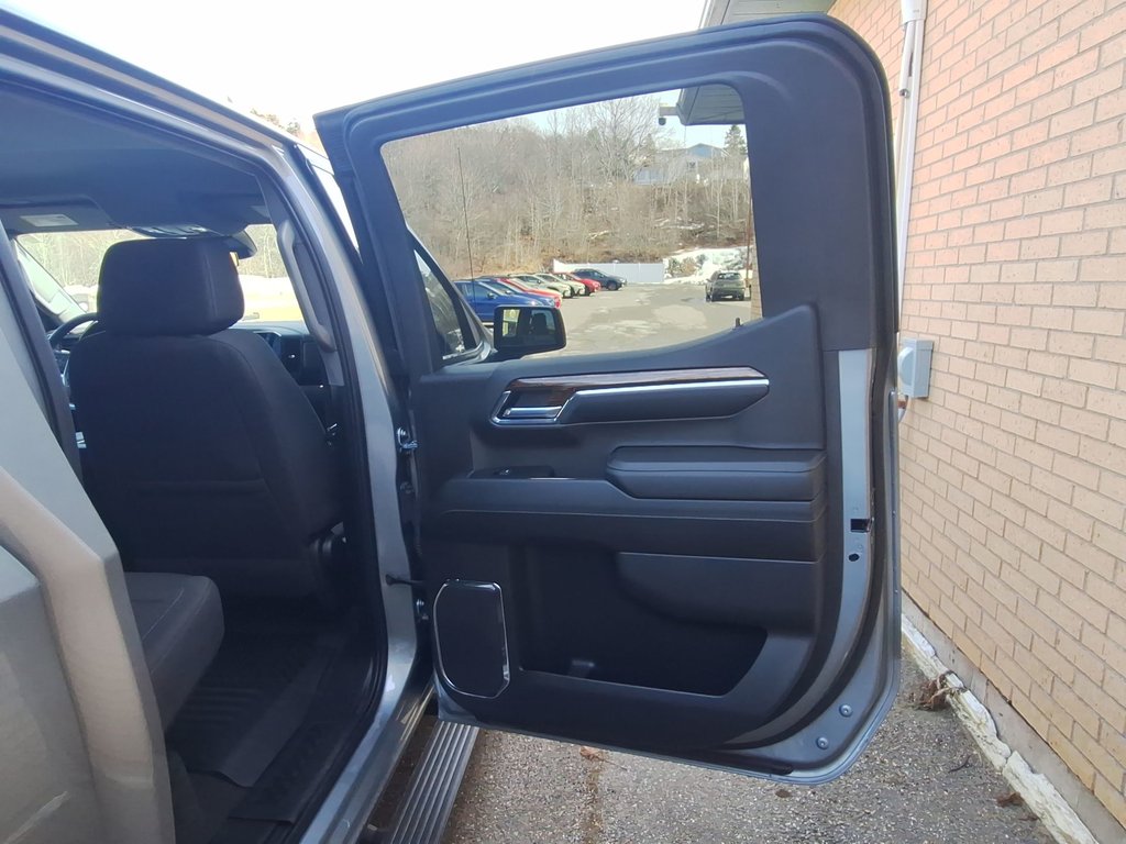 GMC Sierra 1500 Elevation | Cam | HtdSeat | USB | Warranty to 2029 2024 à Saint John, Nouveau-Brunswick - 41 - w1024h768px