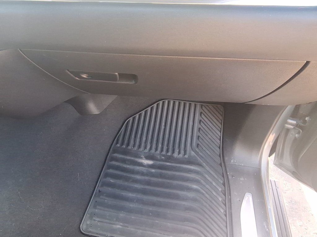 GMC Sierra 1500 Elevation | Cam | HtdSeat | USB | Warranty to 2029 2024 à Saint John, Nouveau-Brunswick - 44 - w1024h768px