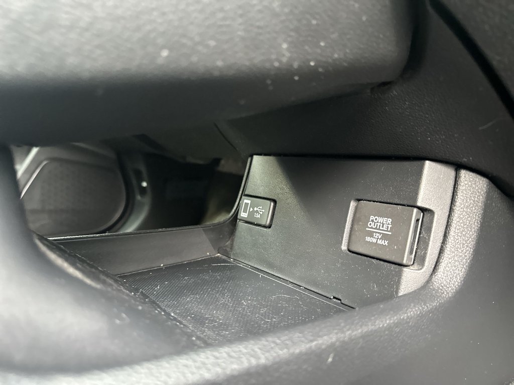 2016 Honda CIVIC SEDAN in Antigonish, Nova Scotia - 44 - w1024h768px